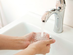 Badezimmerarmaturen auswechseln ist nicht schwer