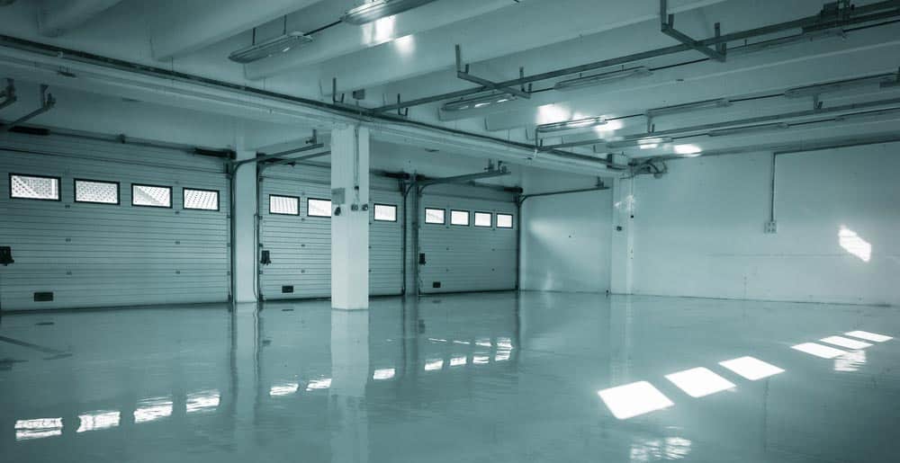 Tore in Garagen und Hallen