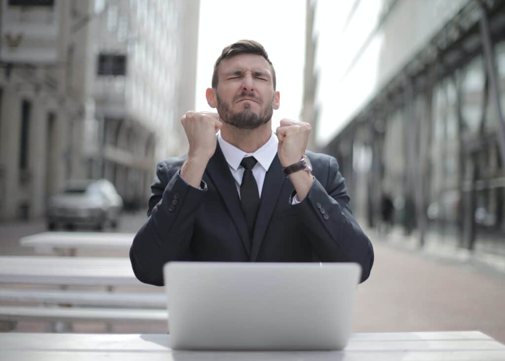 Deine Jobsuche nun ganz einfach und individuell auf my-job.work beenden.